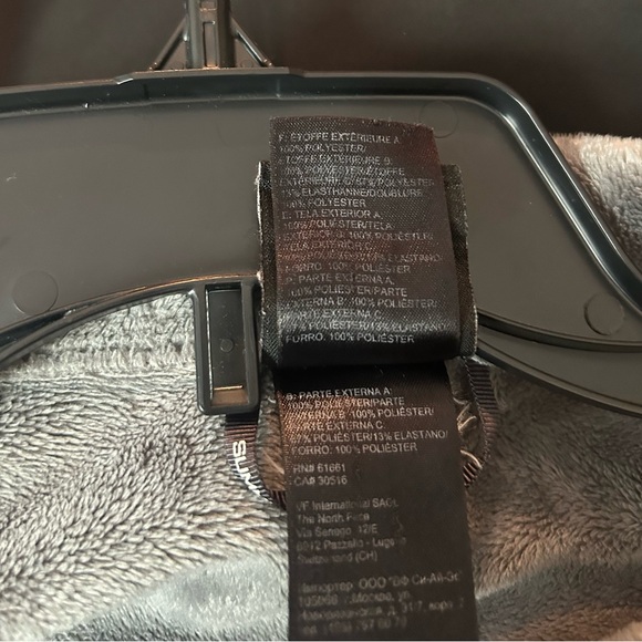 The North Face Black Performance Windstopper Jacket with Gray Collar - Picture 10 of 10